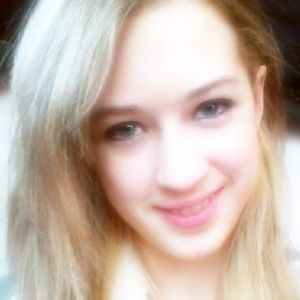 Meet your Posher, Becky